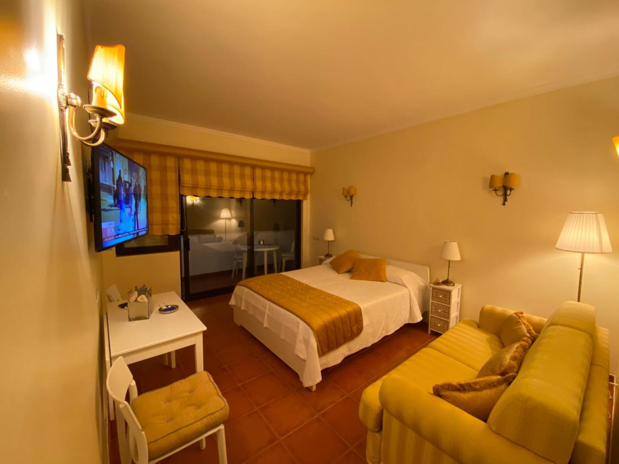 Alvor Seven Apartment Bagian luar foto